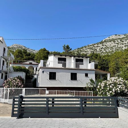 Apartmani Ficurin Starigrad Paklenica Esterno foto