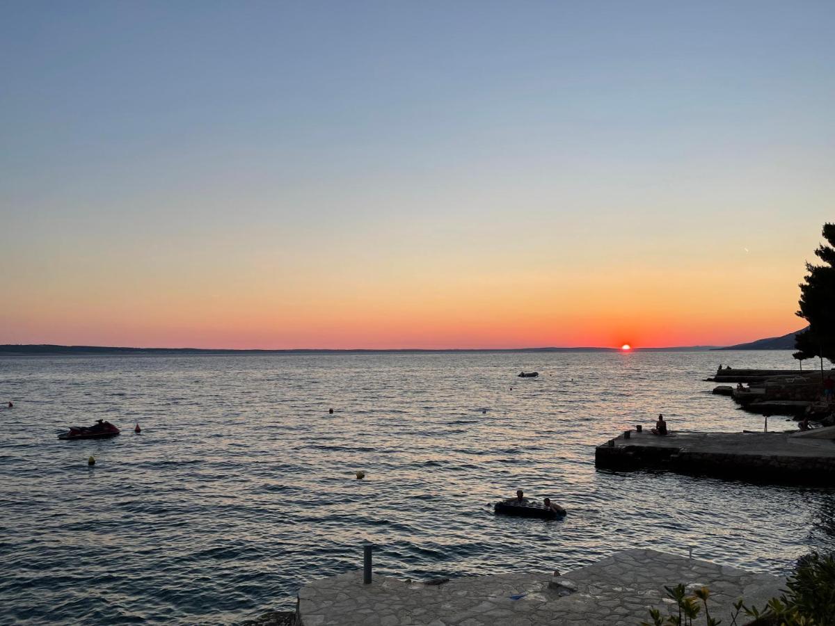 Apartmani Ficurin Starigrad Paklenica Esterno foto